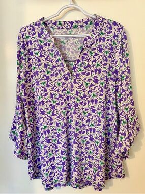 Dear Scarlett Women's Purple Scroll-Print V-Neck Blouse
